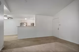 Photo #6: 2727810 Listing 