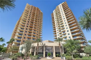 Photo #1: 2727818 Listing 