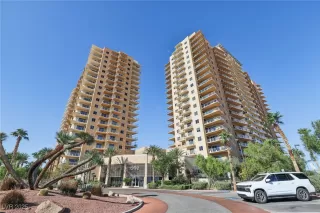 Photo #2: 2727818 Listing 