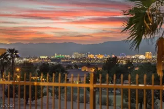 Photo #2: 2727860 Listing 