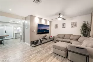 Primary Photo for MLS#: 2727877