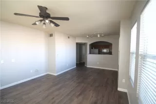 Photo #4: 2727918 Listing 