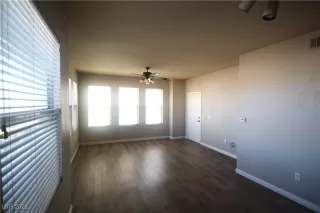 Photo #6: 2727918 Listing 