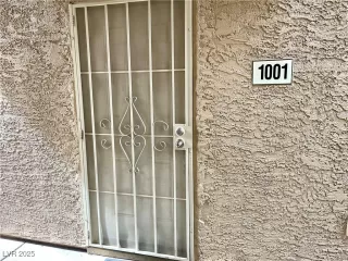 Photo #1: 2727976 Listing 