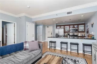 Photo #3: 2727978 Listing 