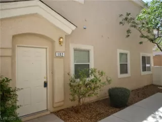 Photo #2: 2727981 Listing 