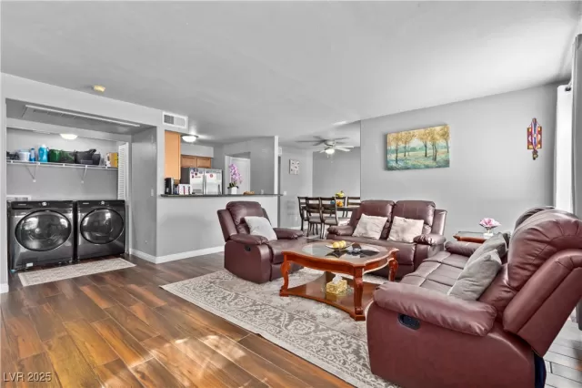 MLS: 2727987 Condo For Sale