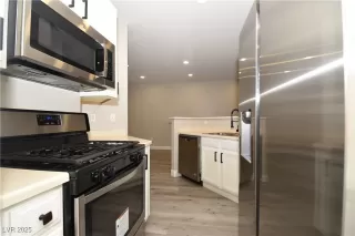 Photo #6: 2728015 Listing 