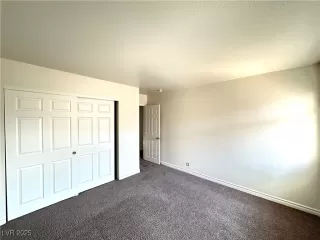 Photo #4: 2728024 Listing 