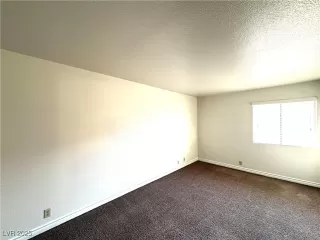 Photo #6: 2728024 Listing 