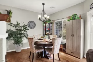 Photo #5: 2728036 Listing 