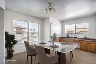 Photo #4: 2728039 Listing 