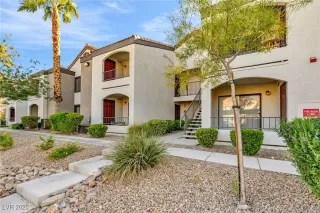 Photo #1: 2728083 Listing 