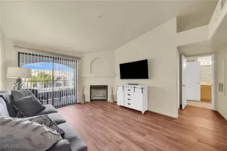 Photo #6: 2728083 Listing 