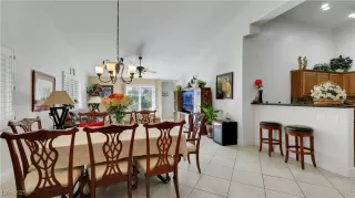 Photo #6: 2728086 Listing 