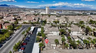 Photo #1: 2728102 Listing