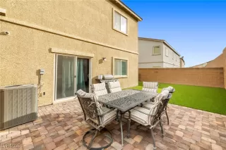 Photo #5: 2728112 Listing 