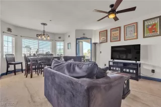 Photo #4: 2728126 Listing 