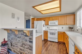 Photo #6: 2728126 Listing 