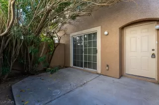 Photo #3: 2728127 Listing 