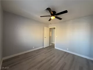 Photo #2: 2728133 Listing 