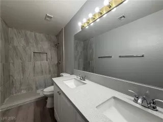 Photo #4: 2728133 Listing 