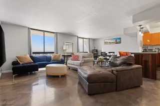 More Details about MLS # 2728143 : 3930 UNIVERSITY CENTER DRIVE 902