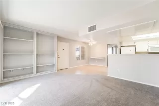 Photo #6: 2728158 Listing