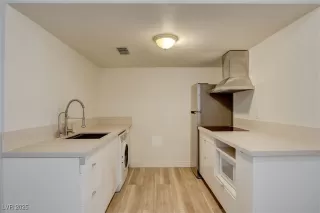 Photo #1: 2728163 Listing 