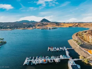 Photo #1: 2728197 Listing 