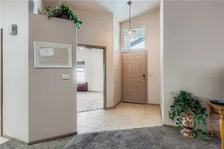 Photo #2: 2728206 Listing