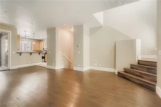 Photo #3: 2728210 Listing 