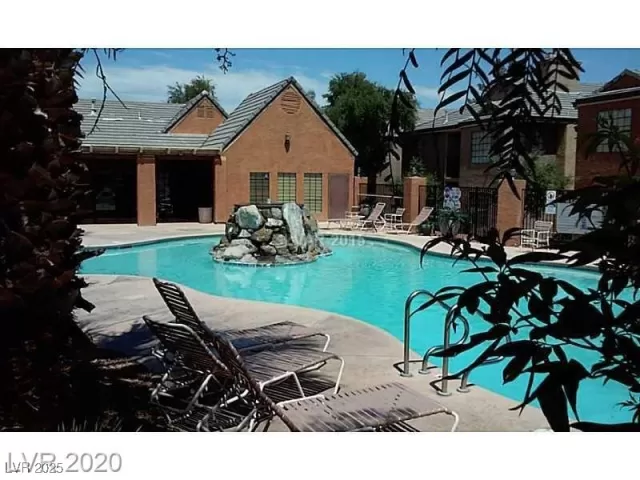 MLS: 2728229 Condo For Sale