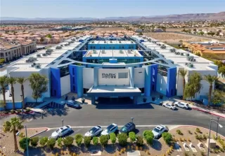 Photo #1: 2728230 Listing 