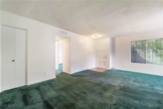 Photo #4: 2728246 Listing 