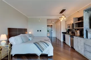 Photo #4: 2728309 Listing 