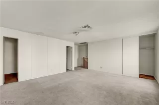 Photo #3: 2728317 Listing 