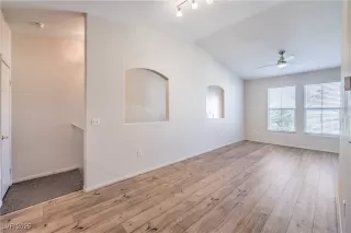 Photo #4: 2728320 Listing 