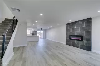 Photo #3: 2728333 Listing 