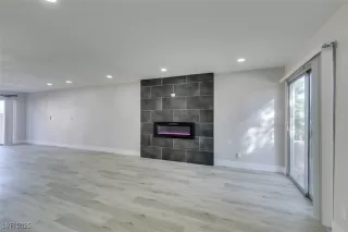 Photo #4: 2728333 Listing 