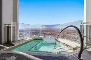 Photo #4: 2728340 Listing