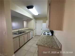 Photo #2: 2728348 Listing 