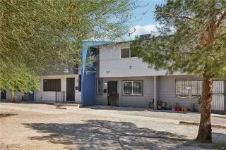 Photo #1: 2728364 Listing 