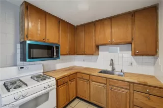 Photo #5: 2728364 Listing 