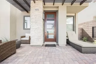 Photo #2: 2728383 Listing 