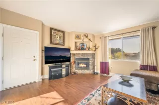 Photo #2: 2728398 Listing 