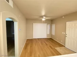 Photo #1: 2728406 Listing 