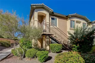 Photo #1: 2728426 Listing 