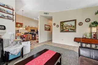 Photo #5: 2728426 Listing 