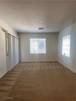 Photo #3: 2728449 Listing 